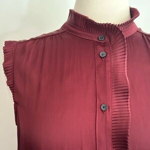🍇 BR Sleeveless Button Down / Blouse w/ Mandarin Collar & Pleated Ruffle…